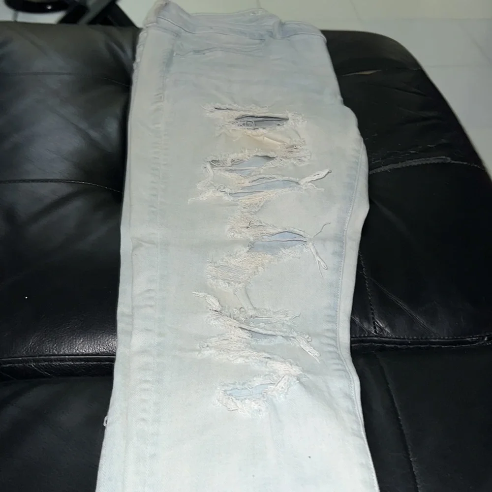 Jeans - Picture 3 of 4